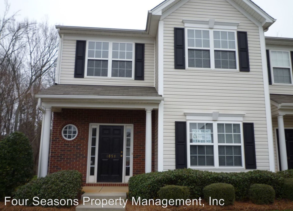 4058 Glenlea Commons Dr, Charlotte, NC 28216 House Rental in