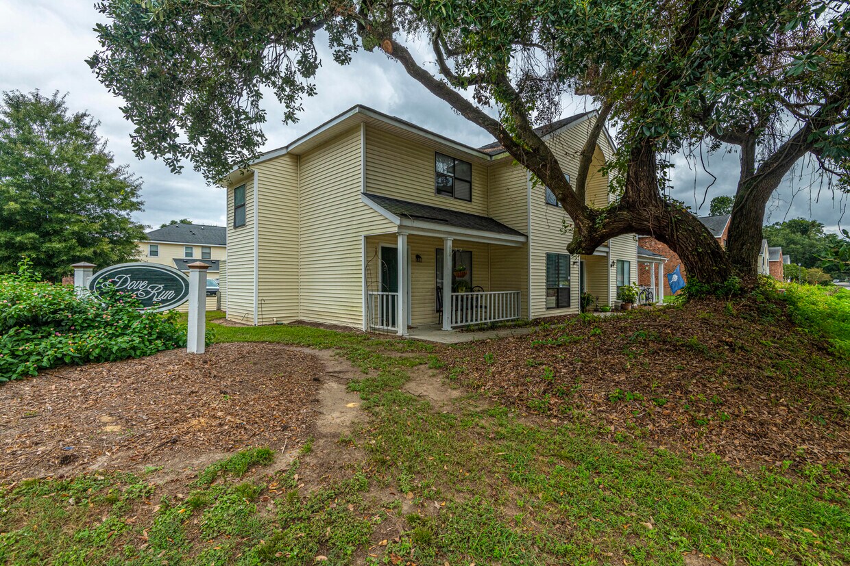 Foto principal - 1426 Camp Rd