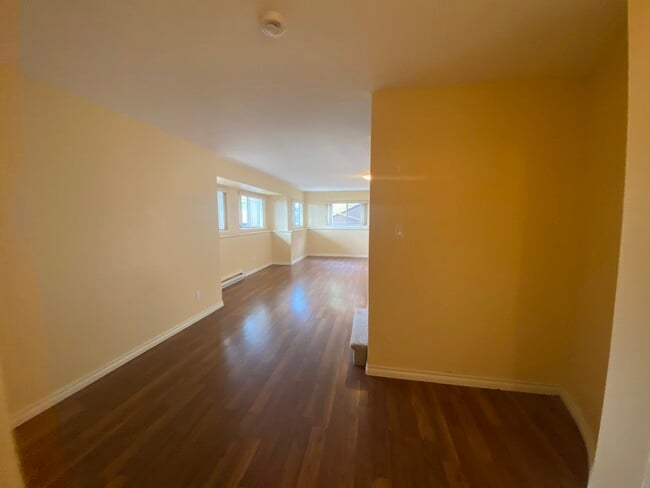 Building Photo - 6389 Corfu Dr