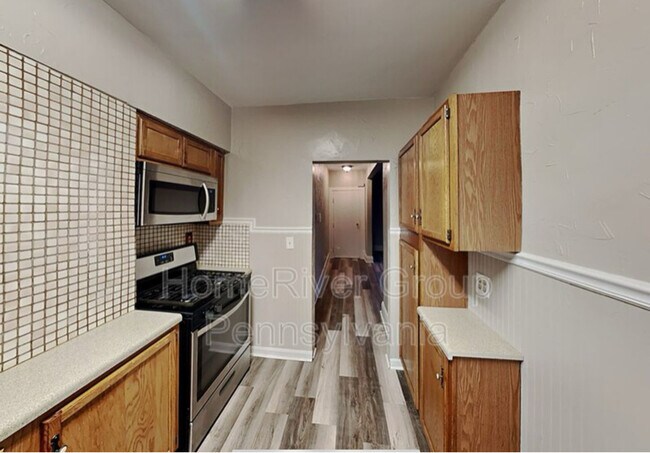 Foto del edificio - 7426 Duquesne Ave