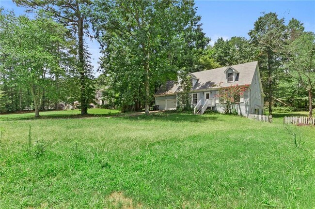 Building Photo - 980 Forest Park Ln
