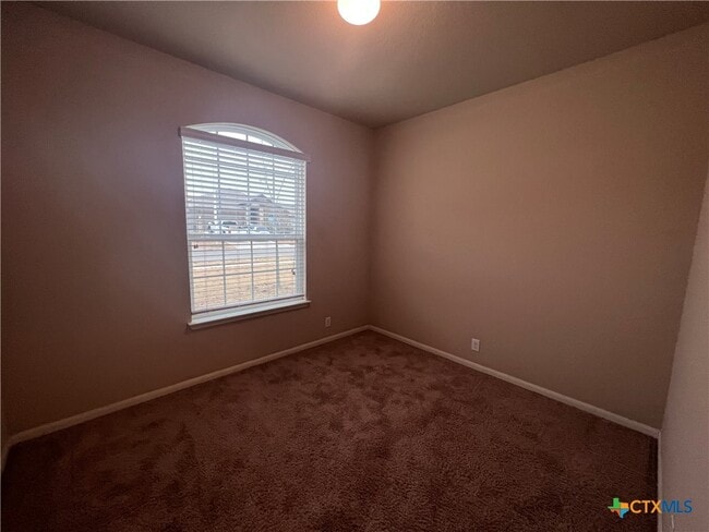 Building Photo - 472 Copper Hill Dr