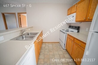 Building Photo - 467 Spicer Street