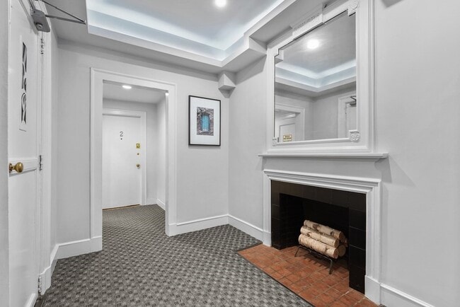Building Photo - 125 Beacon St