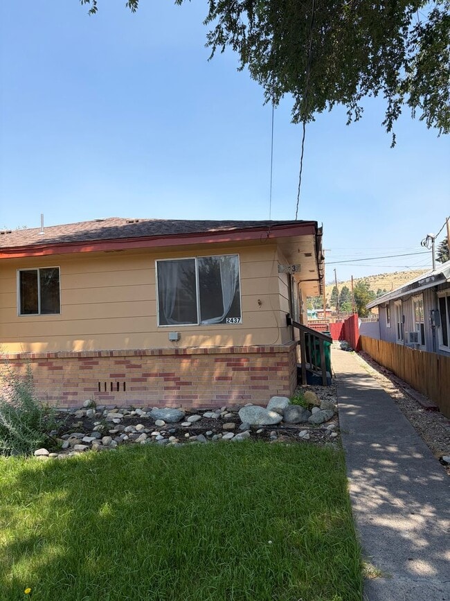 Building Photo - 2-Bedroom Home with Garage Near Sky Lakes and OIT