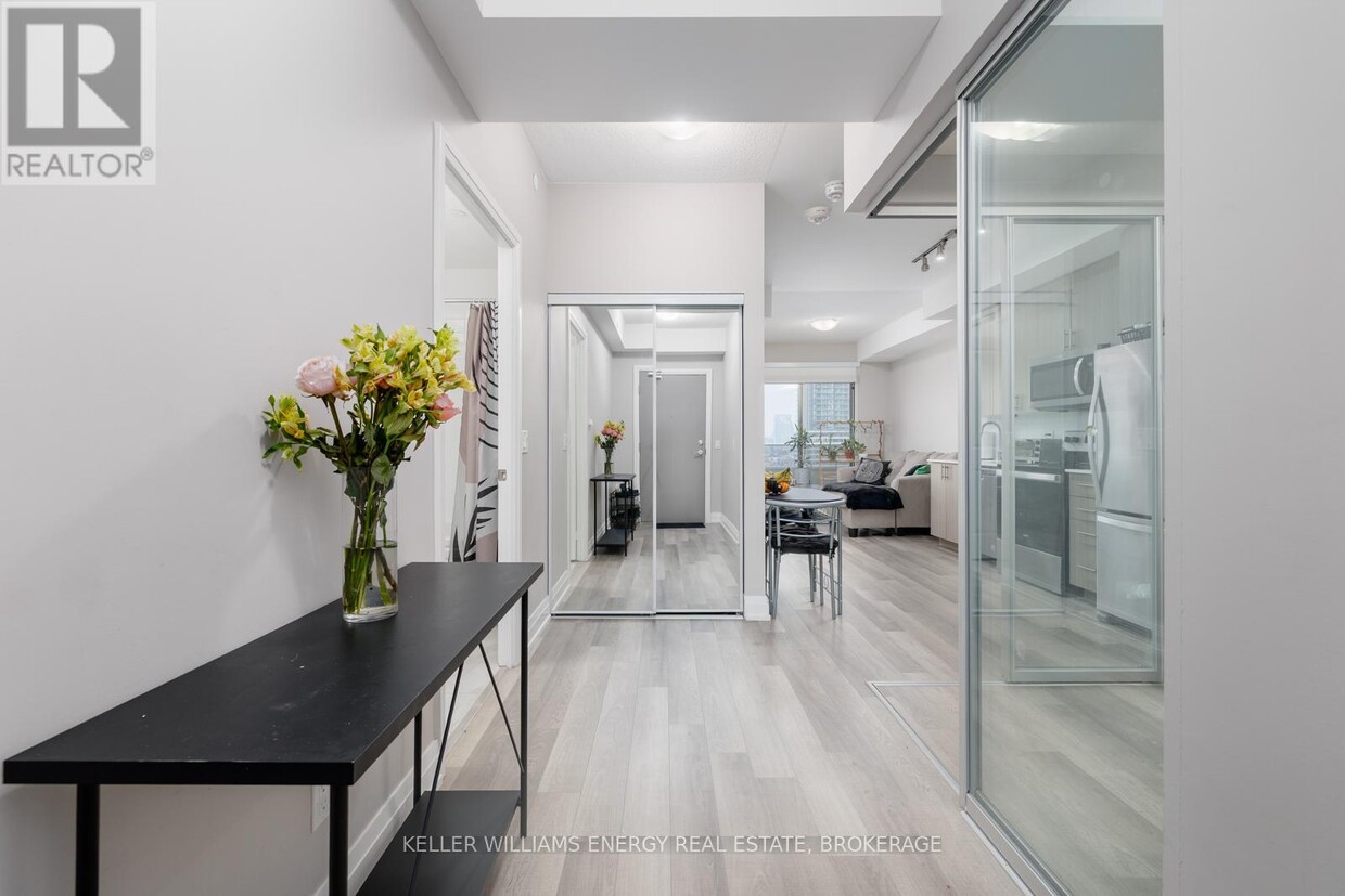 Photo principale - 3121-3121 Sheppard Ave E