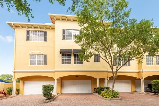 Foto del edificio - 536 Jasmine Way