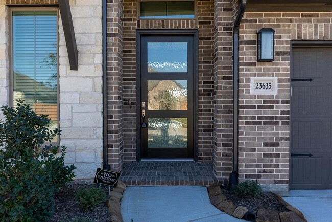 Building Photo - 23635 Bottlebrush Terrace Trl