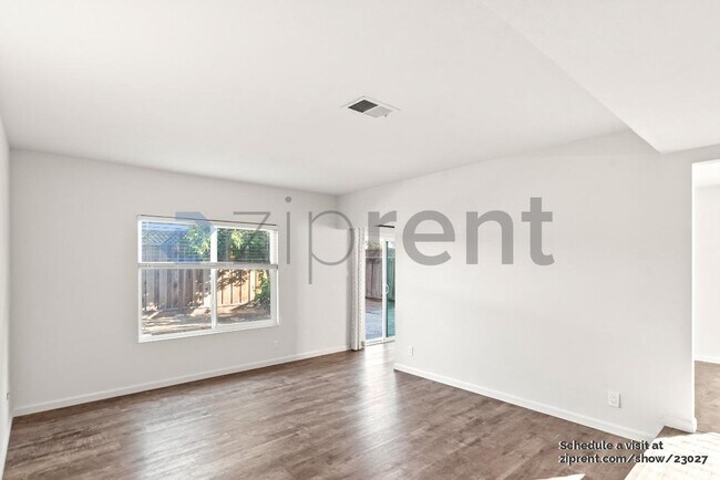 Foto del edificio - 1230 Becket Dr