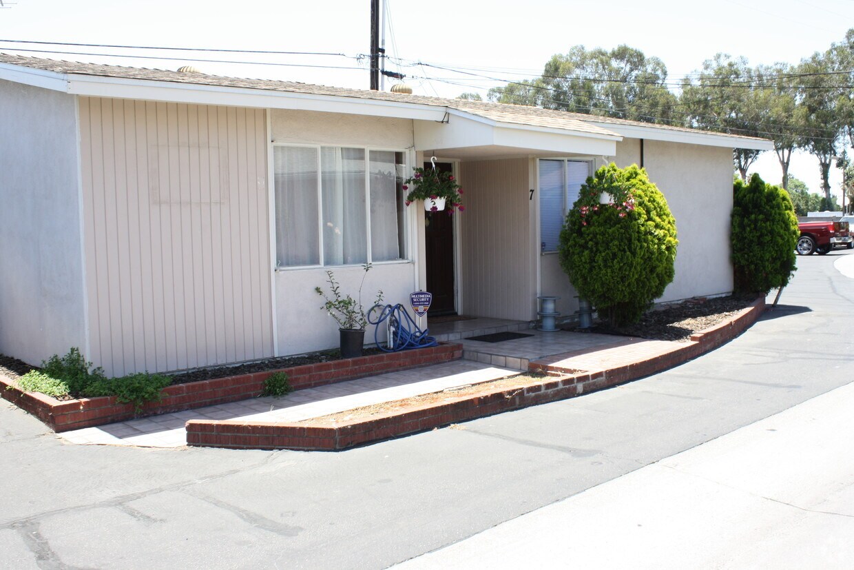 Foto del edificio - 13731-13741 Fairview St