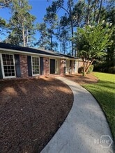 Building Photo - 12 Raleigh Dr