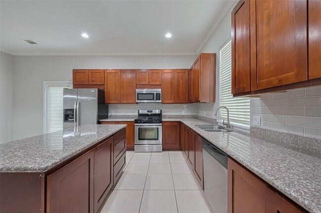 Building Photo - 15426 Addicks Stone Dr