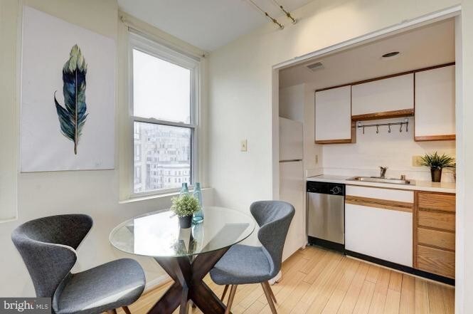 Foto del edificio - 1133 13th St NW