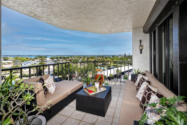 Foto del edificio - 736 Island Way