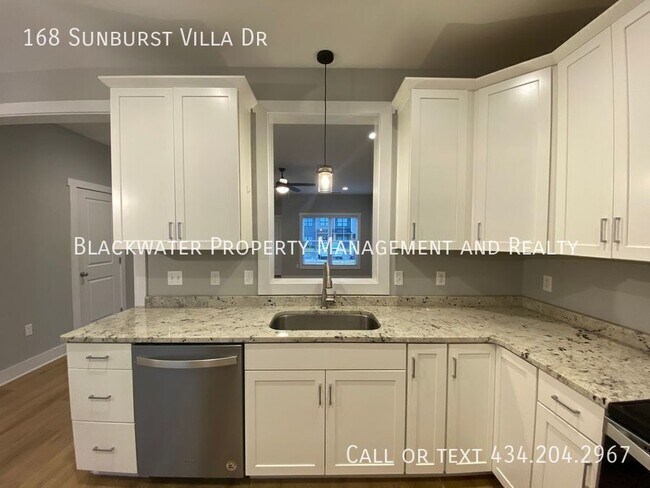 Foto del edificio - 168 Sunburst Villa Dr