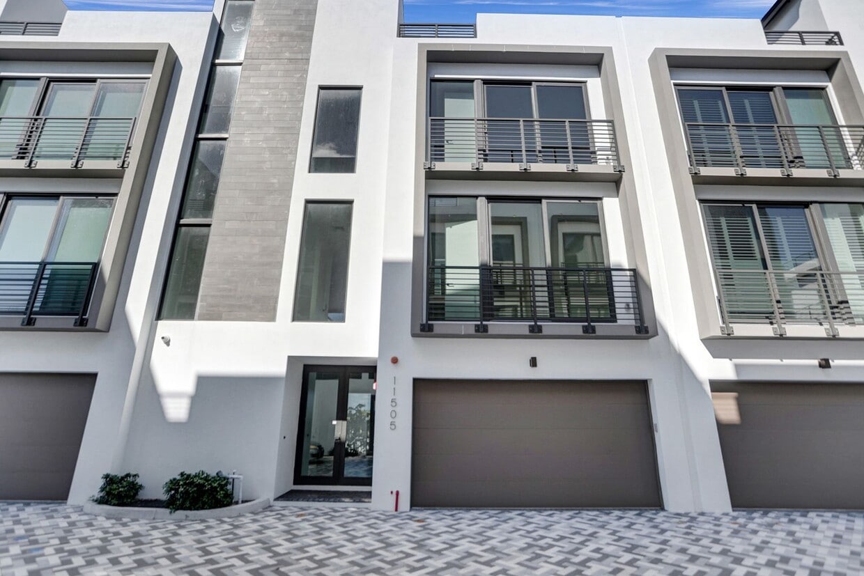 Gorgeous New Townhouse on the Beach - Gorgeous New Townhouse on the Beach
