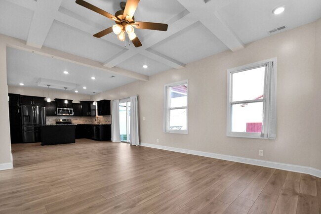 Foto del edificio - Pet Friendly Three Bedroom!