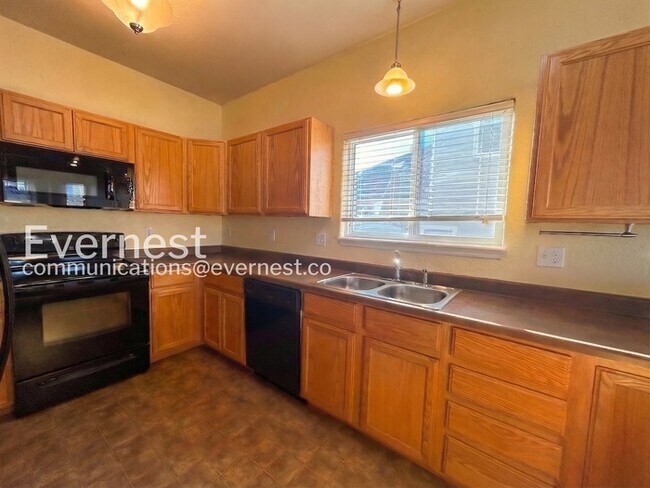 Building Photo - 4934 Haiti Way