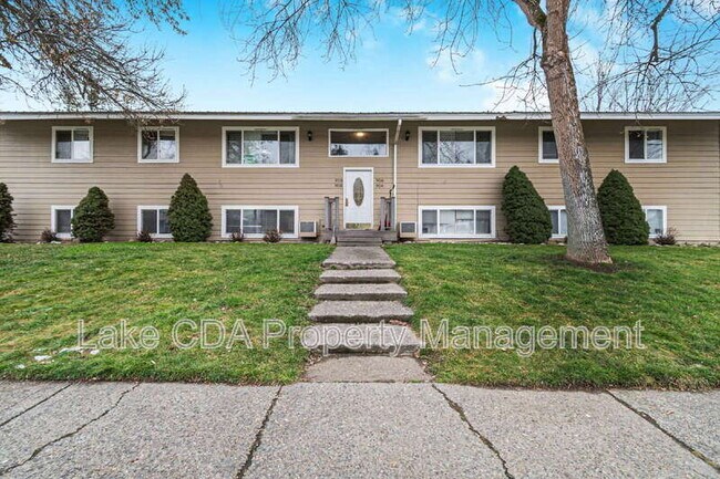 Building Photo - 908 N 2nd St