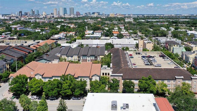 Foto del edificio - 501 S Moody Ave
