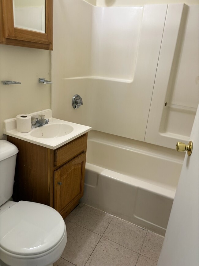 Foto del edificio - 35 Fairmount Pl