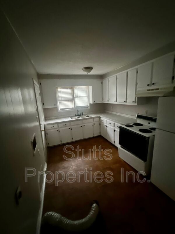 2643 Huntsville Rd Unit 2, Florence, AL 35630 Condo for Rent in