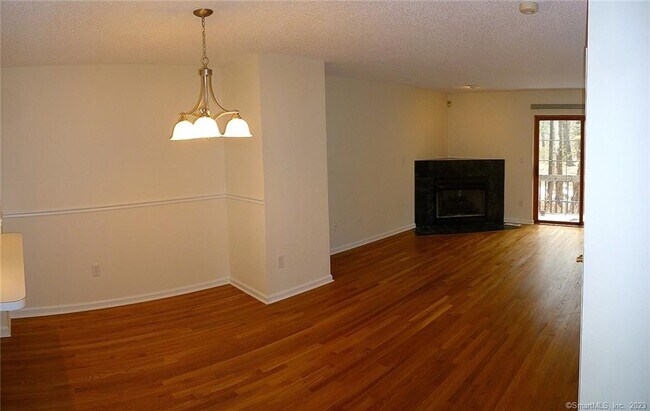 Building Photo - 3409 Whitney Ave