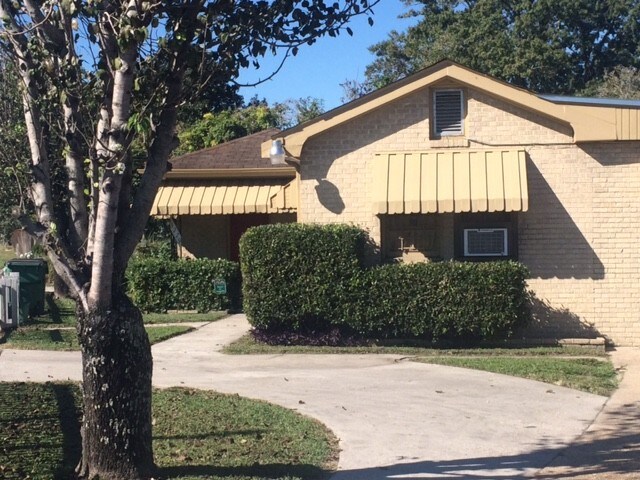 Foto principal - 3229 River Rd