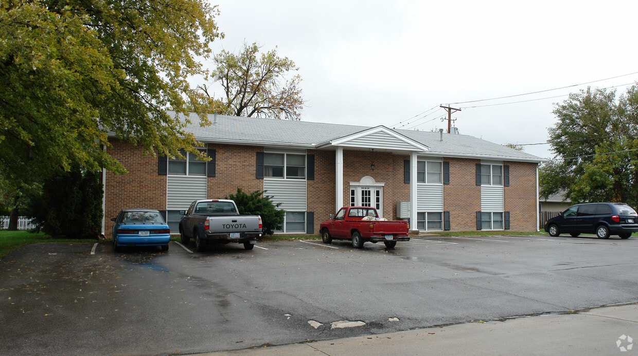 Building Photo - 3329 2nd Ave