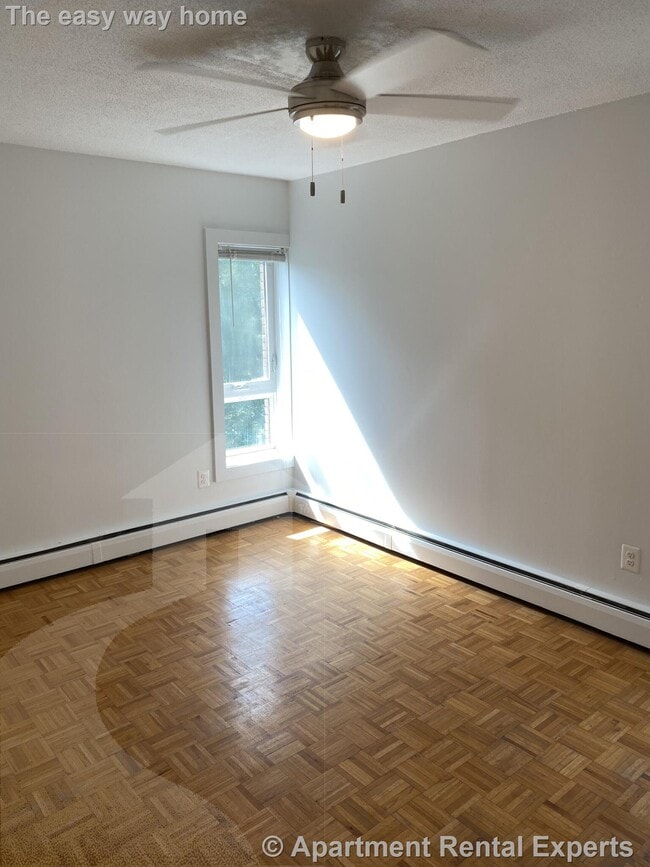 Photo - 524 Putnam Ave Apartment