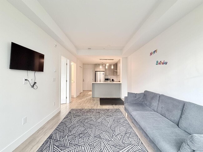 Building Photo - 6338 King George Blvd