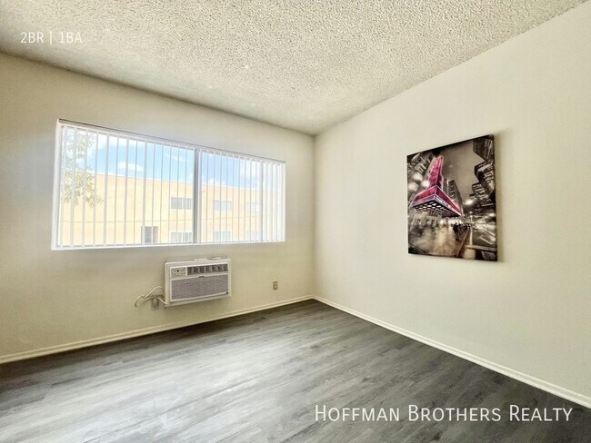 Building Photo - 11275 Huston St