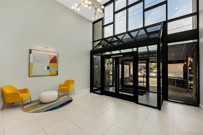 Foto del edificio - 230 W Broadway