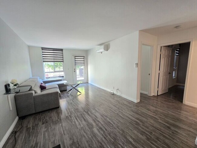 Building Photo - Convenient 2BR/2BA Condo Near SDSU at Campus Walk Condos