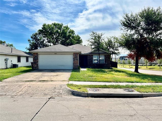 Foto del edificio - 2200 Lookout Ln