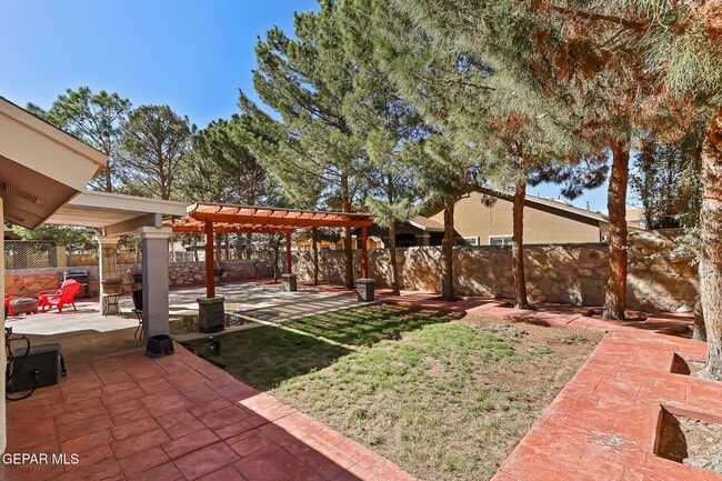 Building Photo - 13709 Paseo Hermoso Dr
