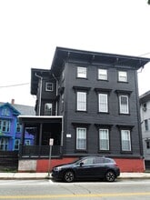 Building Photo - 123 Elmwood Ave