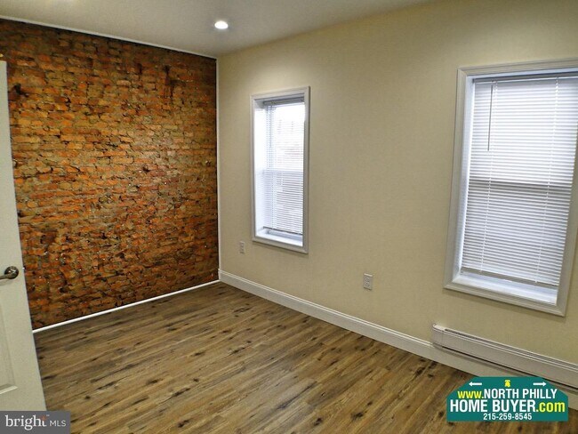 Building Photo - 2553 Palethorp St