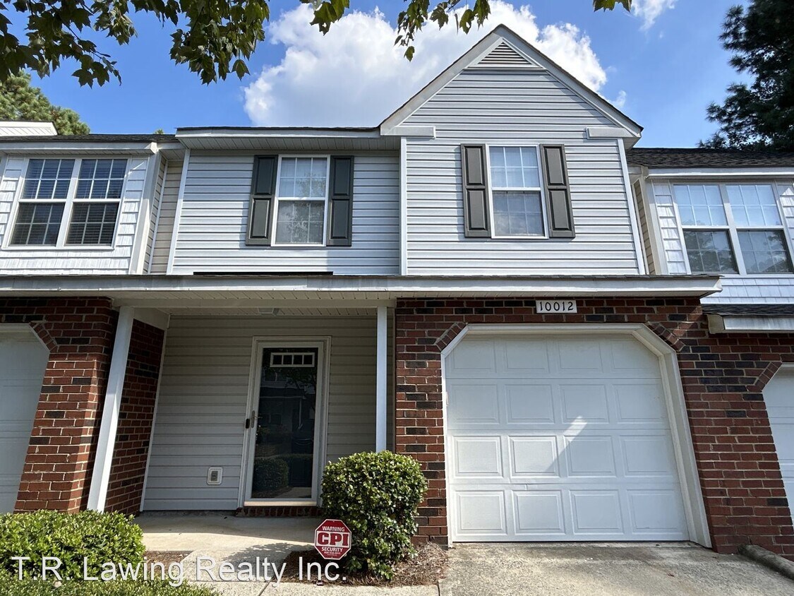 Primary Photo - 2 br, 2.5 bath House - 10012 University Pa...