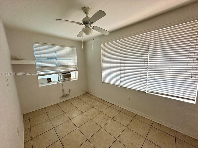 Foto del edificio - 1021 NW 3rd St