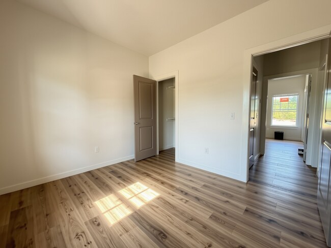 Foto del edificio - 1814 SW Monroe Ave