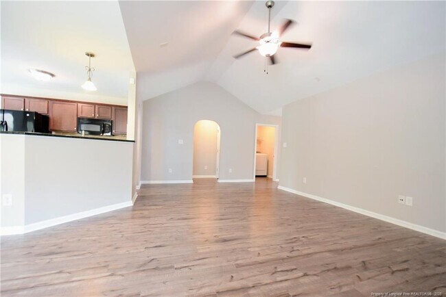 Foto del edificio - 431 New Castle Ln