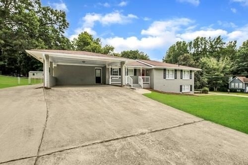 Building Photo - 3753 Briarcliff Dr