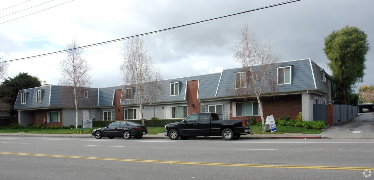 Primary Photo - St. Croix Townhomes