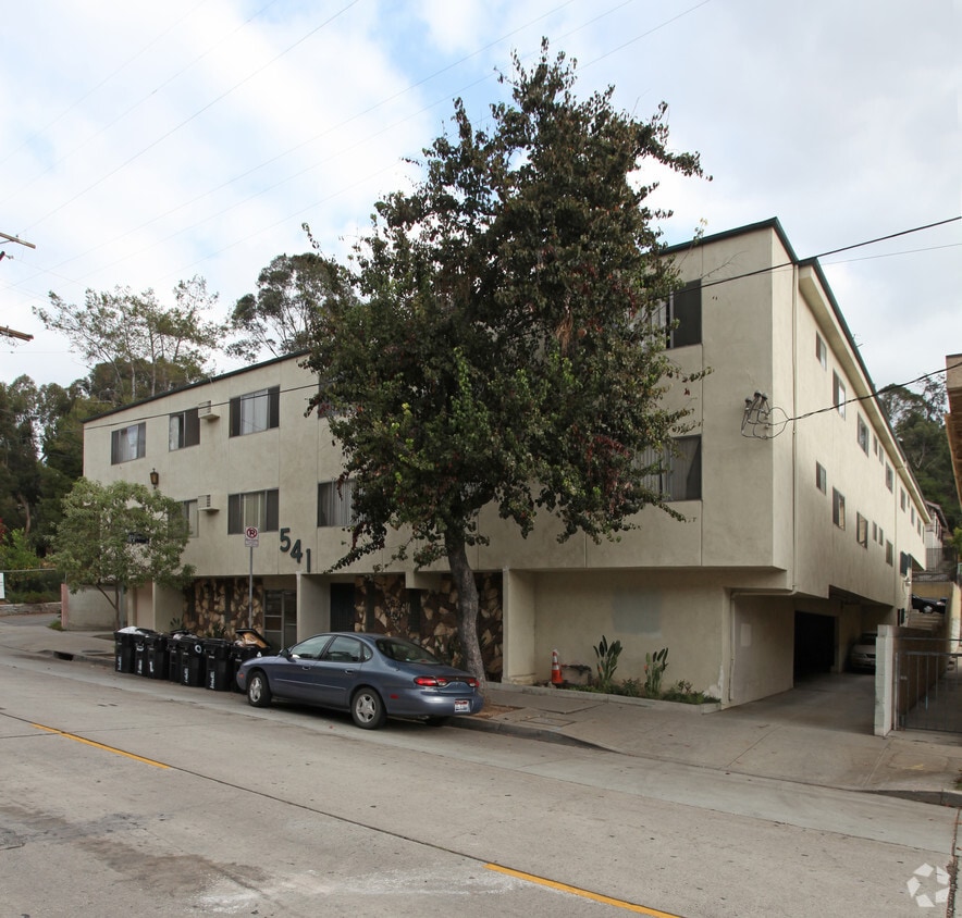 Building Photo - 541 Solano Ave