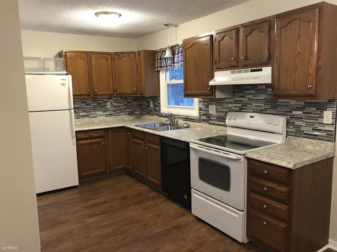 Foto principal - 473 Colebrook Rd