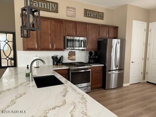 Foto del edificio - 5820 N Elton Pl