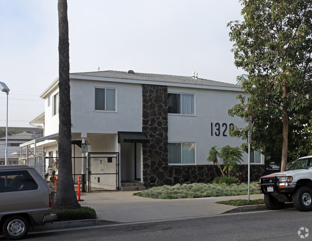 Foto principal - 1328 12th St