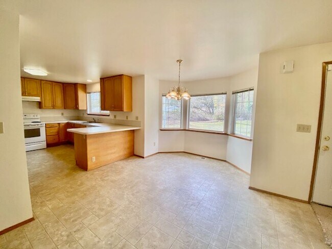 Foto del edificio - 2 bedroom Rambler on Cedar River