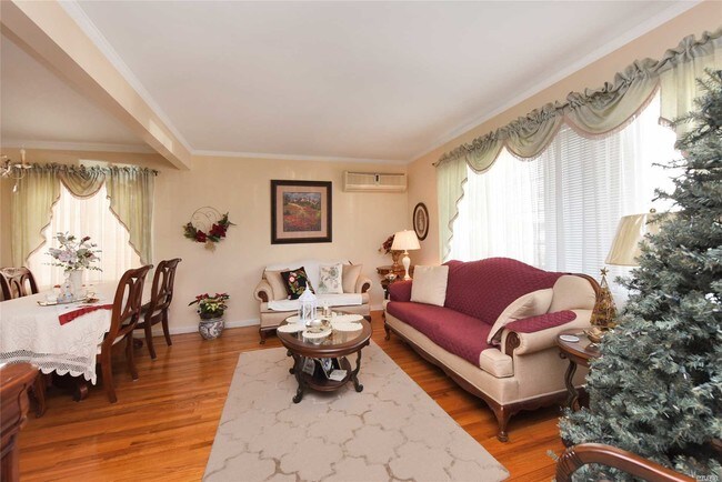 Foto del edificio - 47-48-48 195th St